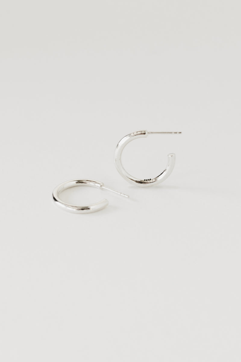 Midi Hoops, Sterling Silver, Scale 100