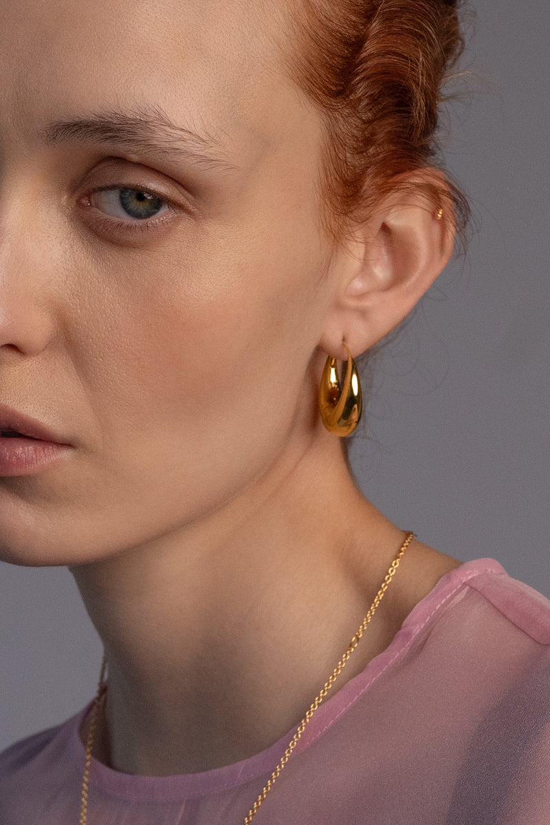 Super Crescent Hoops, Gold Vermeil | Naomi Murrell