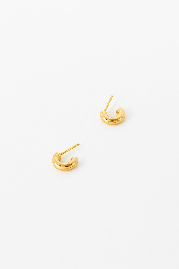 Hunk Earrings in Gold Vermeil Close Up