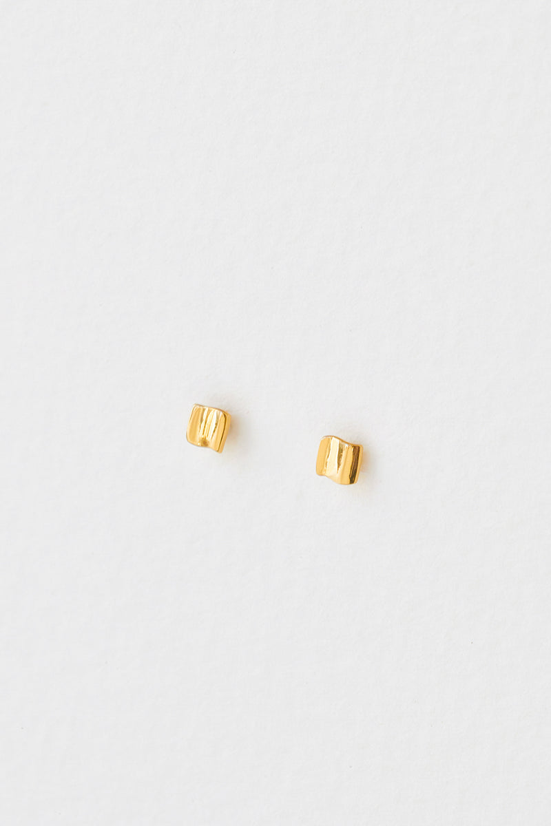 Wave Studs in Gold Vermeil Close Up